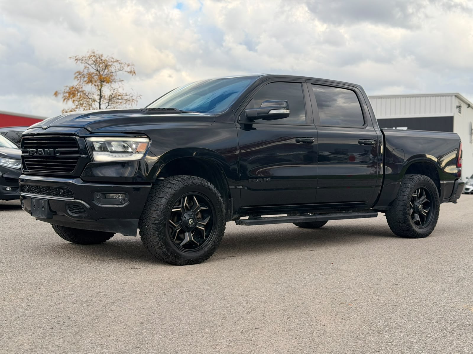 2019 RAM 1500 SPORT